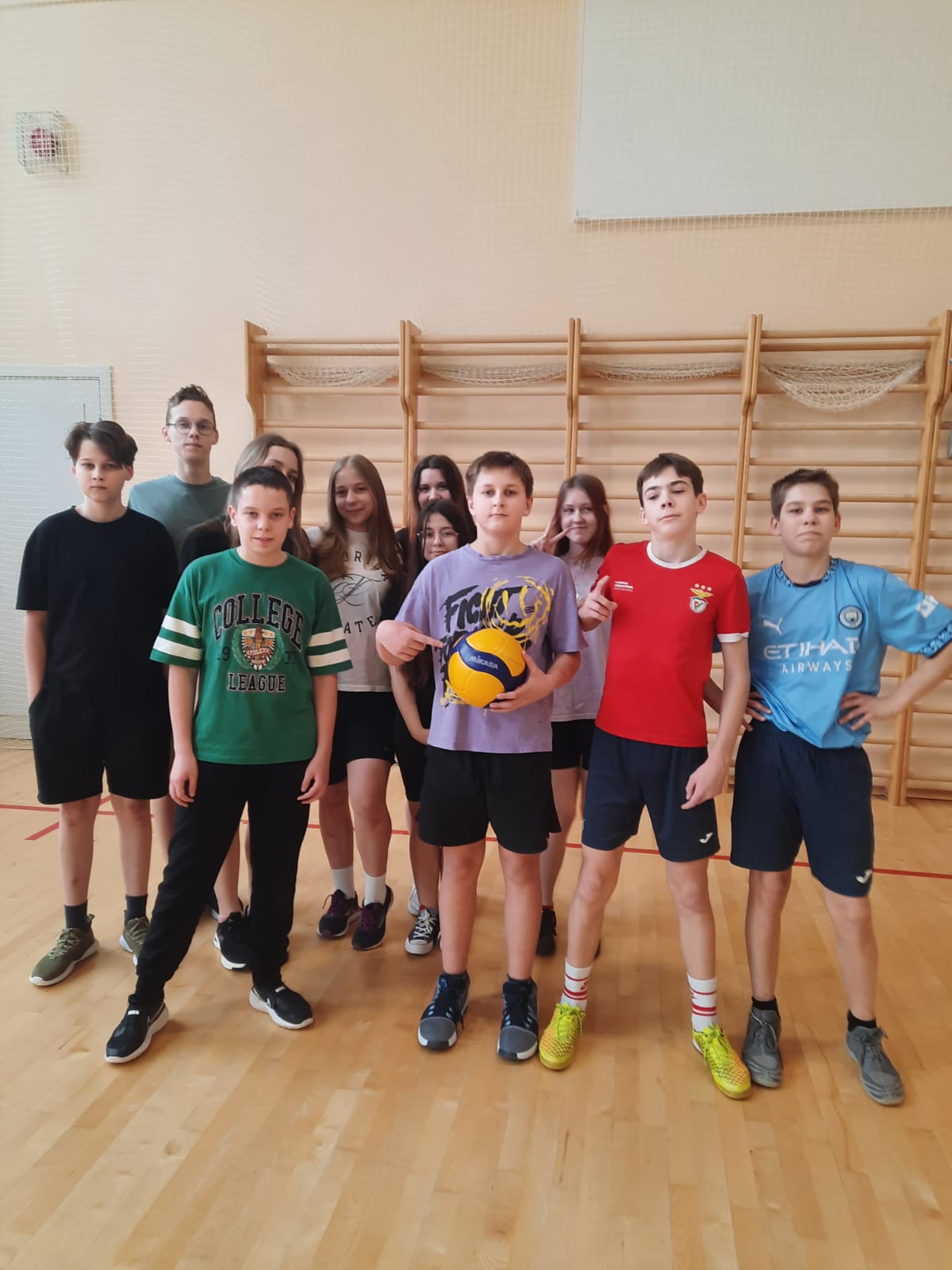 7.B UZVAR SKOLAS VOLEJBOLA TURNĪRĀ