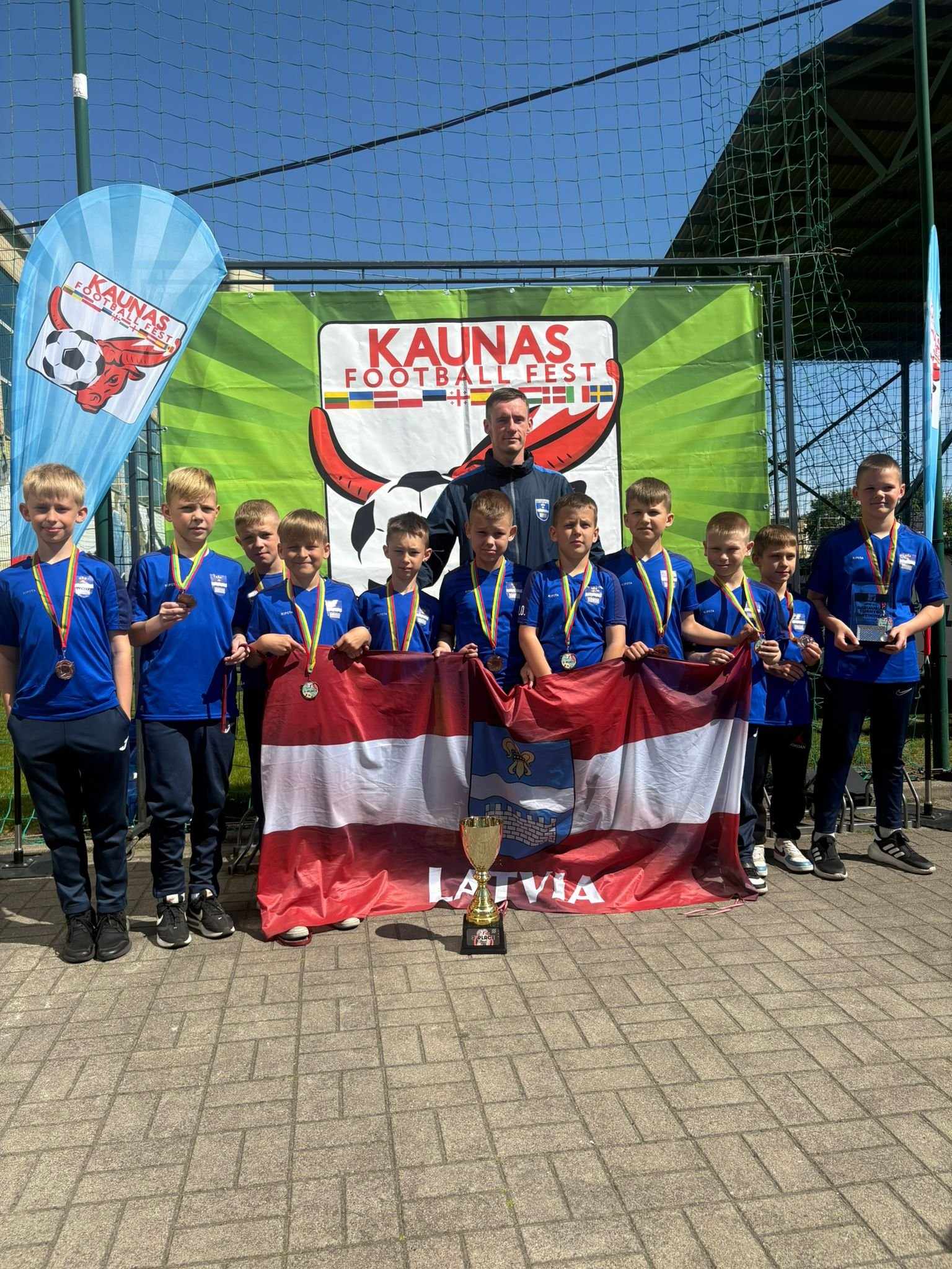 3.VIETA STARPTAUTISKAJĀ FUTBOLA TURNĪRĀ KAUŅĀ 